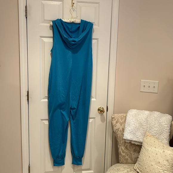 Hoody jumpsuit - Picture 4 of 4